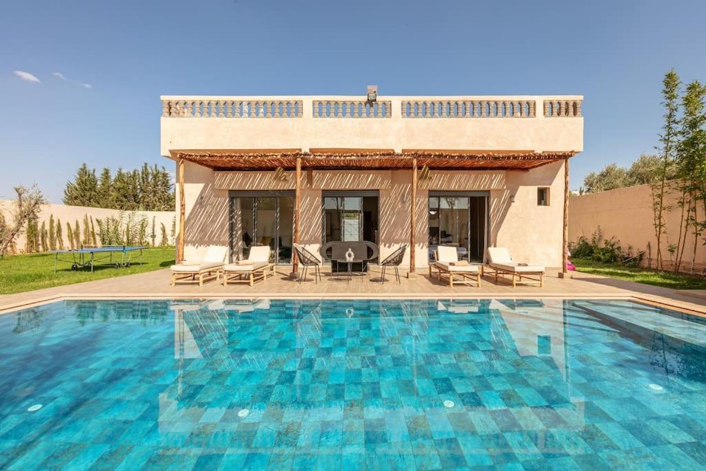 Villa Leila,Piscine , Grand Jardin, Jeux , Cuisiniere 马拉喀什 外观 照片